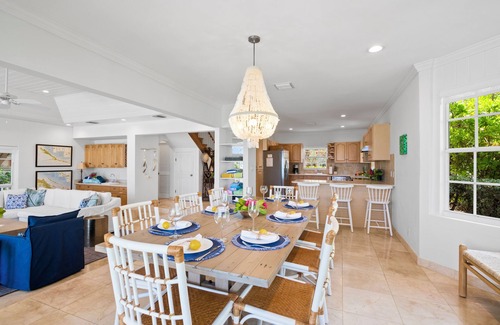 George Town House | NEWLY RENOVATED! OCEANFRONT 3 bed/3 bath w/dock rental Feb Pt Exuma Bahamas