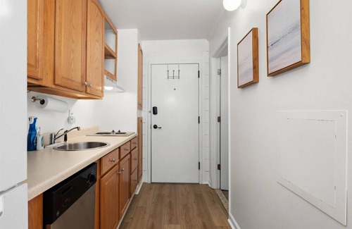 Ocean City Apartment | Newly Renovated Budget Friendly Oceanfront Studio