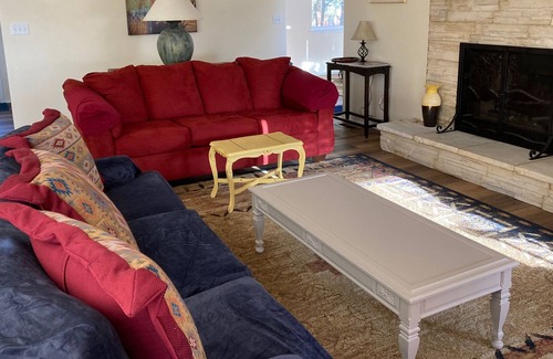 Ruidoso House | Newly renovated casa - AC, Wi-Fi, cable, Sierra Blanca views, close to downtown.