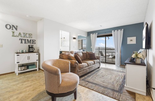 Indian Point Condo | Newly Renovated Condo with Stunning Views of Table Rock Lake & Free SDC Tickets