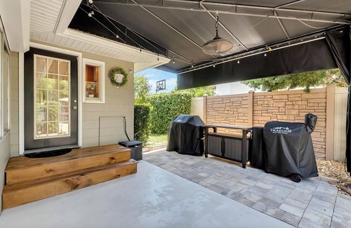 Winter Park House | Newly renovated Cottage in the heart of Winter Park's most desired neighborhood.