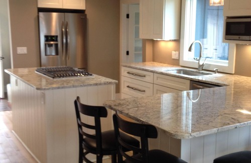 Petoskey House | Newly Renovated Cottage on crooked lake. sleeps up to 6 with no service fees!