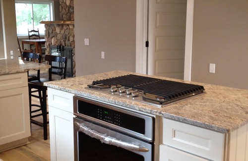 Petoskey House | Newly Renovated Cottage on crooked lake. sleeps up to 6 with no service fees!