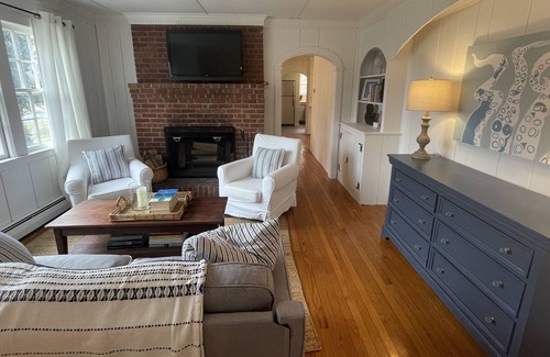 Madison House | Newly renovated cottage in a private beach community.