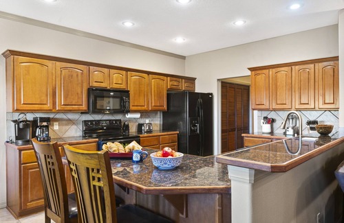 Branson West House | Newly Renovated, Free SDC tickets, Gated Community, Hot Tub, Air Hockey, Foosball, Board Games!