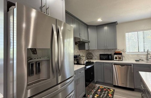 Bethel Island House | Newly Renovated Lakefront w/Dock