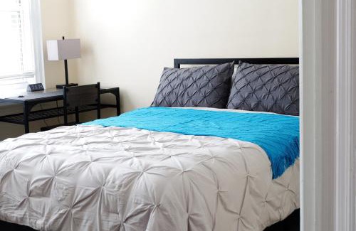 Queens Apartment | Newly Renovated - Minutes from the City