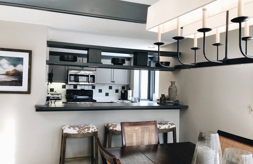 Stratton Mountain House | Newly Renovated! North Brookwood Area 1 Minute To Stratton 4 Bedrooms