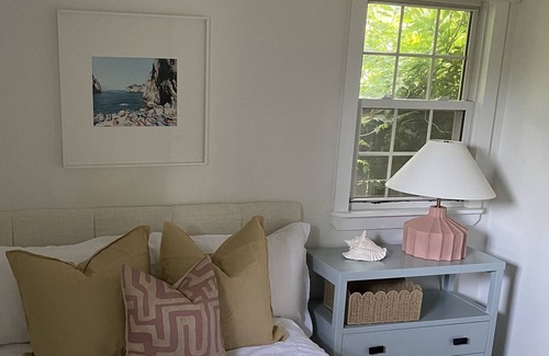 Avon Cottage | Newly Renovated Private Cottage in the heart of Bay Head