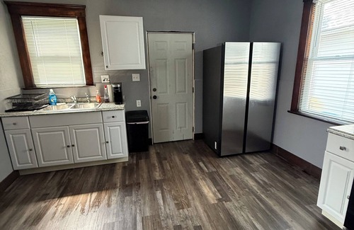 Sandusky House | Newly Renovated Spacious Home! Minutes from cedar point and downtown Sandusky!