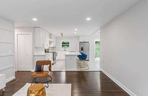 Smyrna House | Newly renovated, stylish home minutes from the Atlanta Braves Stadium!