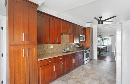 Imperial Beach House | Newly Renovated | Private | Spacious Yard | Pets