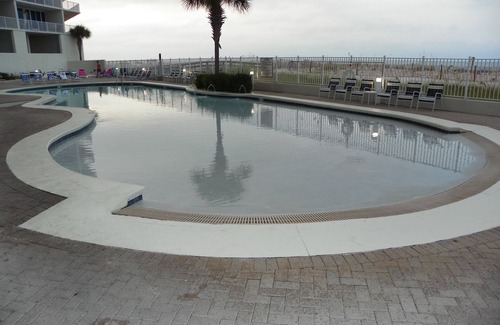 Gulf Shores Condo | Newly Updated Direct Gulf View 1BR & Bunkroom/2Bath