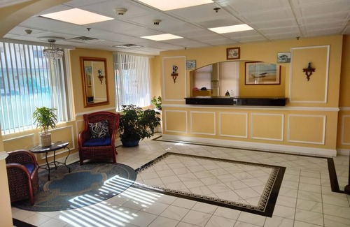 North End Condo | Newly Updated Ocean Block Rental