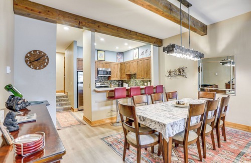 Avon Condo | Newly Upgraded Avon Condo w/Pool & Hot Tub Access