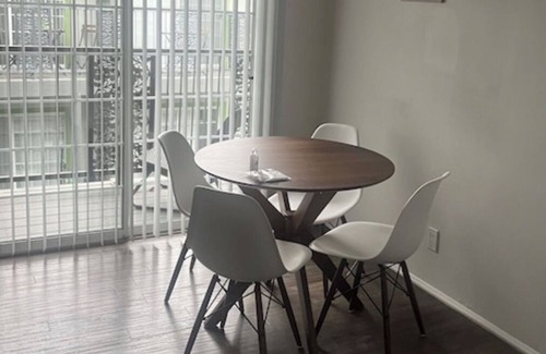 East Side Costa Mesa Apartment | Newport Beach Apartment