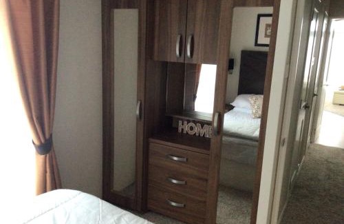 New Quay Ski Chalet | Newquay Haven caravan 42x14 with Ocean Views