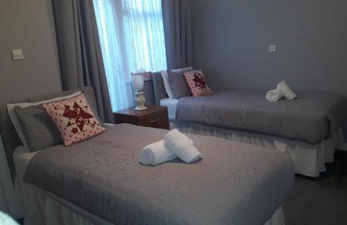 Torquay Bed & Breakfast | Newton House