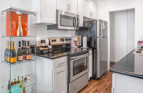 Westlake Village Apartment | Next Level Luxury. Westlake 2BR with Pool Views + Massage Chair + Veuve Cliquot