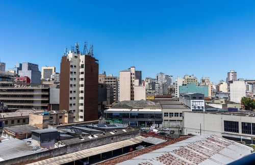 Santa Ifigenia Apartment | Next to 25 de Março, Bom Retiro and Santa Efigênia