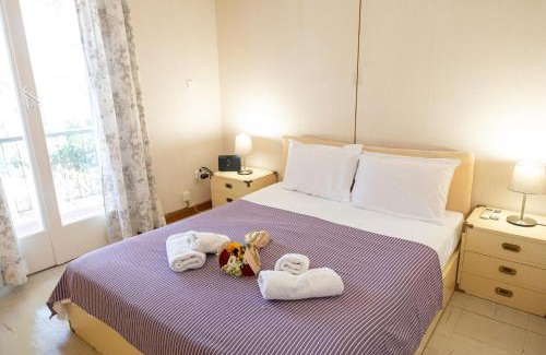 Poros Apartment | NG Happy Yard Cottage
