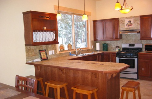 Mazama House | nGorgeous Views 3-bedroom house in charming Winthrop with WiFi