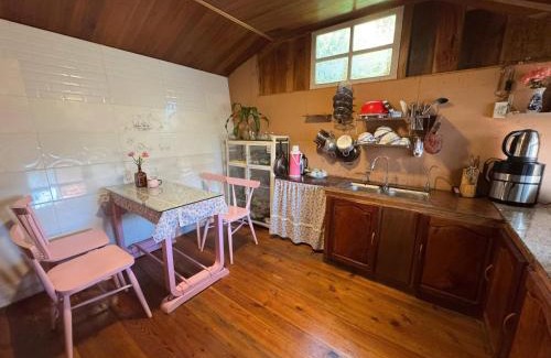 Da Lat Apartment | Nhà Dưới Đồi Homestay