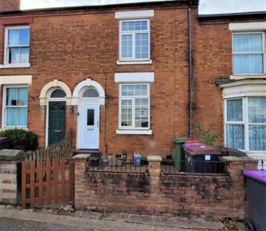 Wellington Apartment | Nice 4-bedroom vacation home with indoor fireplace