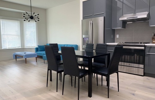 Lakeshore House | Nice 5-bedroom house with WiFi in Daly City