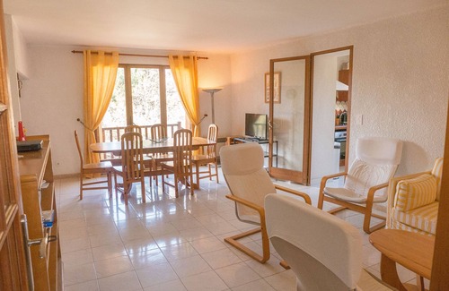 Ferrals-les-Corbieres House | Nice and quiet house with private pool and tennis court in village