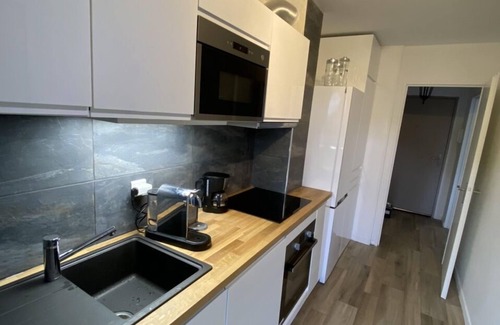 Frejus Plage Apartment | Nice and quiet apartment 1 mm from Fréjus port