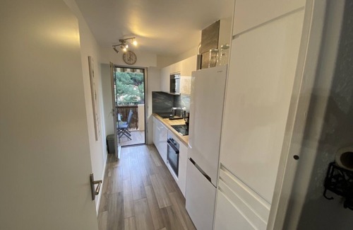 Frejus Plage Apartment | Nice and quiet apartment 1 mm from Fréjus port