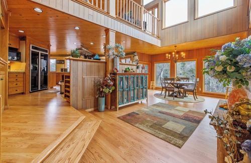 Three Rivers Cabin | Nice and quiet cabin, river front, close to Sequoia National Park, fast WiFi
