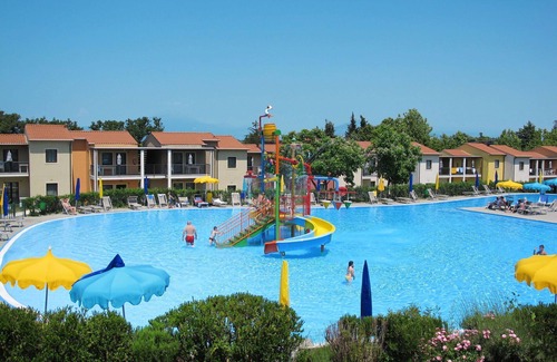 Cavalcaselle Apartment | Nice apartment for 6 people with A/C, pool, WIFI, TV, terrace and parking