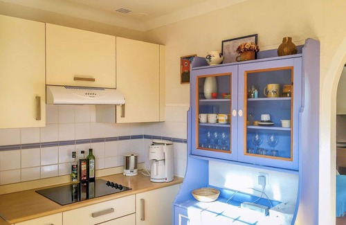 Le Brusc Apartment | Nice apartment for 4 guests with WIFI, TV, terrace and pets allowed