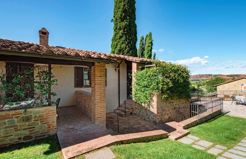 Popoltaio-Schiacciato Villa | Nice apartment in villa for 8 people with pool, A/C, WIFI, TV and patio