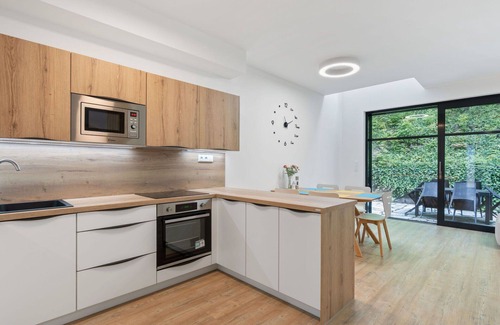 Janov nad Nisou Apartment | Nice apartment for 6 people with WIFI, TV, terrace and parking