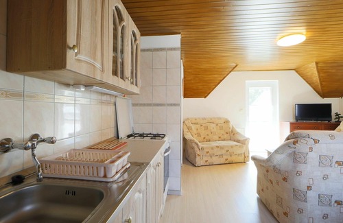 Balatonszemes Apartment | Nice apartment for 4 guests with A/C, WIFI, TV and patio