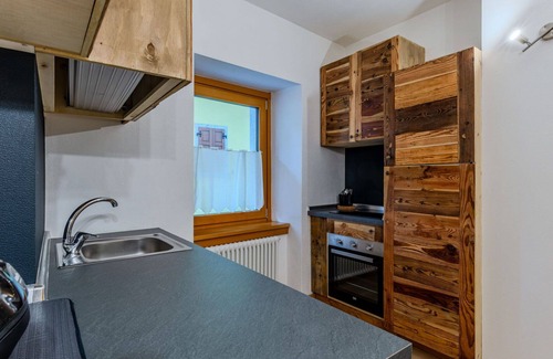 Pinzolo Apartment | Nice apartment for 3 guests with WIFI and TV