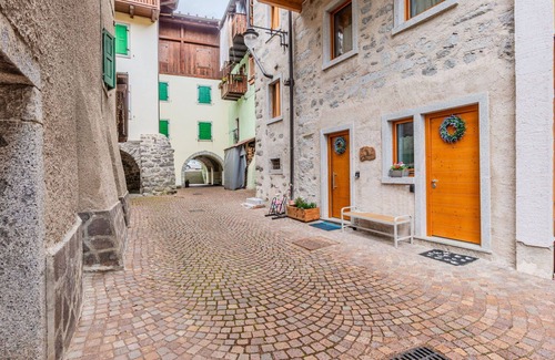 Pinzolo Apartment | Nice apartment for 3 guests with WIFI and TV
