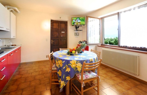 Val di Sogno Apartment | Nice apartment for 3 guests with TV, terrace and parking