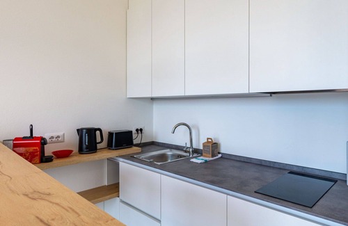Nesso Apartment | Nice apartment for 3 people with pool, WIFI, A/C, TV and terrace
