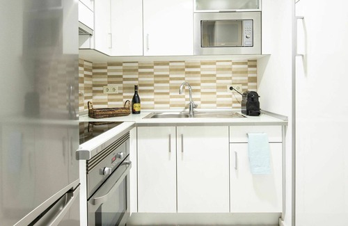 Elviria Apartment | Nice apartment for 4 guests with pool, WIFI, A/C, TV and terrace