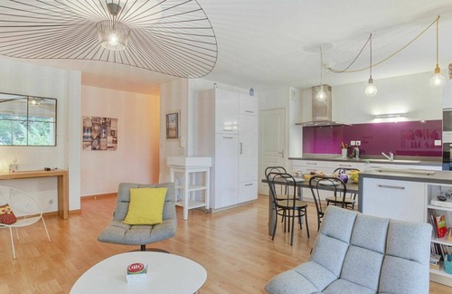 Quiberon Apartment | Nice apartment for 4 people with WIFI, TV and balcony