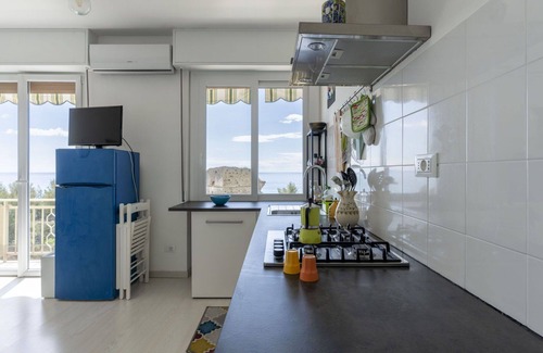 Bussana Apartment | Nice apartment for 4 guests with A/C, WIFI and balcony