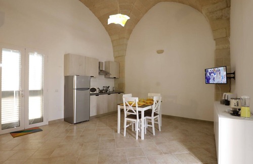 Vernole Apartment | Nice apartment for 4 guests with A/C, WIFI, TV and pets allowed