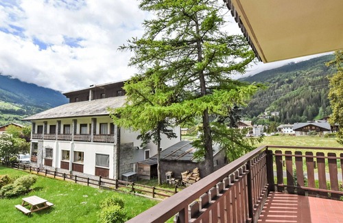 Bormio Apartment | Nice apartment for 4 guests with WIFI, TV, terrace and parking