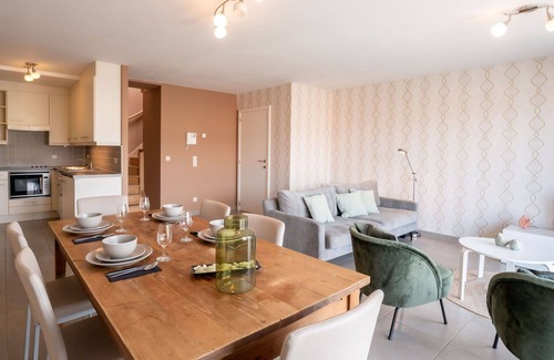 Bredene Apartment | Nice apartment for 4 guests with WIFI, TV, balcony and pets allowed