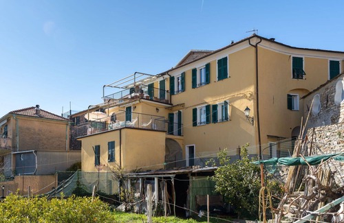 Vasia Apartment | Nice apartment for 4 guests with WIFI, TV, balcony and pets allowed
