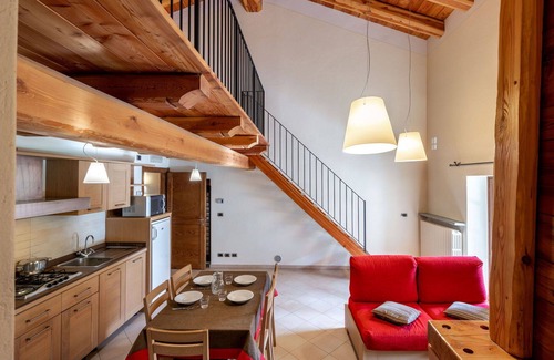 Sampeyre Apartment | Nice apartment for 4 guests with pool, WIFI, TV and terrace